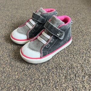 See Kai Run Sneakers High Top Kids Toddler Girl Pink Gray Canvas size 8 EUC